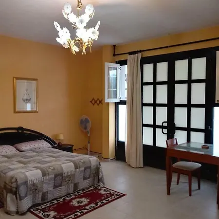Tio Pepe Bed & Breakfast